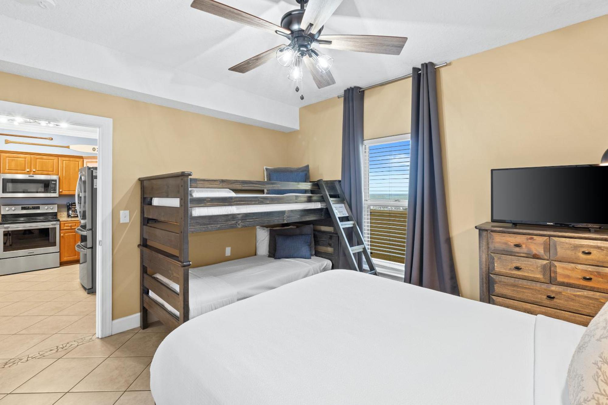 Emerald Isle By Panhandle Getaways Panama City Beach Room photo